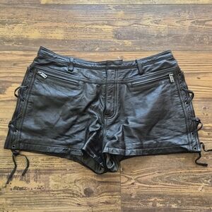 Harley Davidson Black Leather Lace Up Shorts 42/14